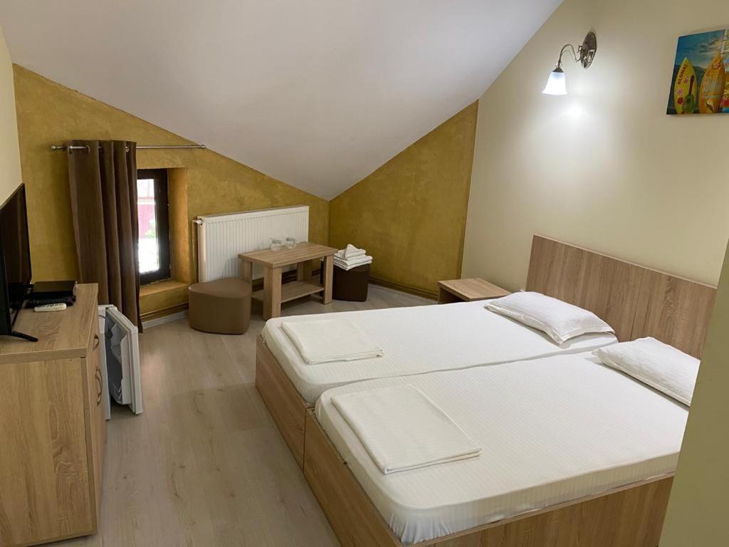 Pensiunea Casa Soarelui Simian Rum bild